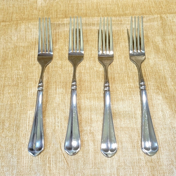Mikasa French Countryside 18/10 Stainless Steel Dinner Forks (Set of Four) - Picture 1 of 3